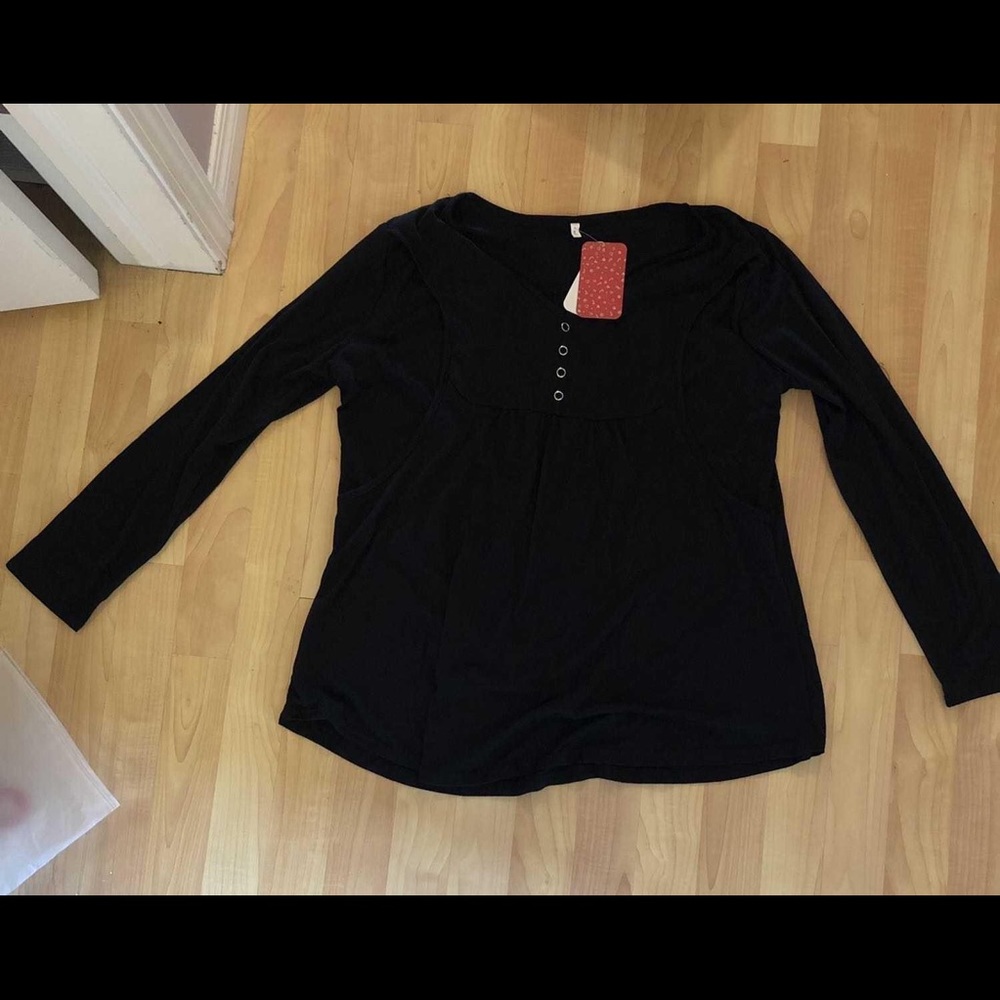 Nursing top LOT OF 2